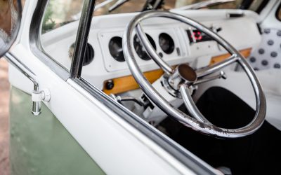 Steering Wheel Knobs: What Are They Used For?